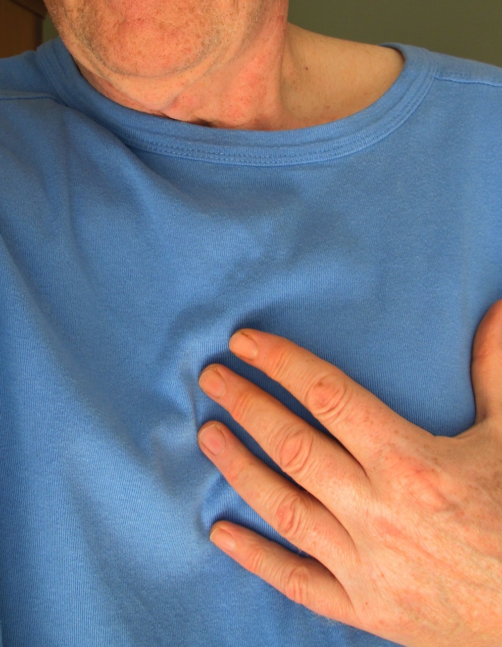 Herzinfarkt | Symptome | Anzeichen | bei Frauen | Ursachen | Vorboten
