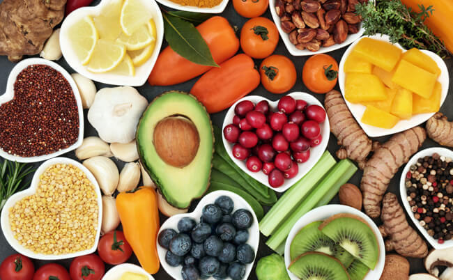 Ernährung im Alter: Tipps zu Mangelernährung, Appetitanreger & mehr